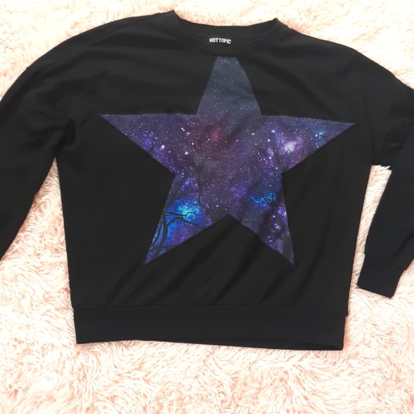 Hot Topic Sweaters - 💥Hot topic intergalactic space star design sweater